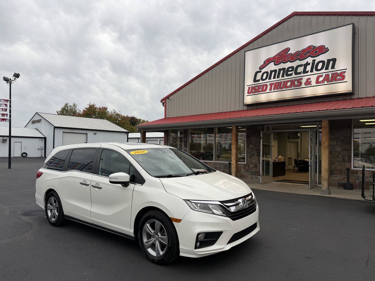 Used 2018 Honda Odyssey EX-L image 2