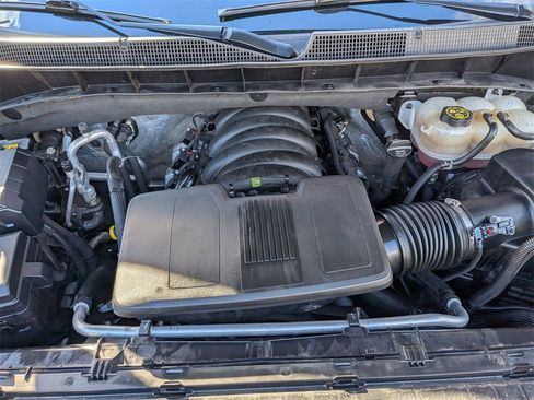 Used 2024 Chevrolet Silverado 1500 LT image 23