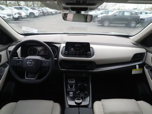 New 2026 Nissan Rogue SV AWD/4WD image 7