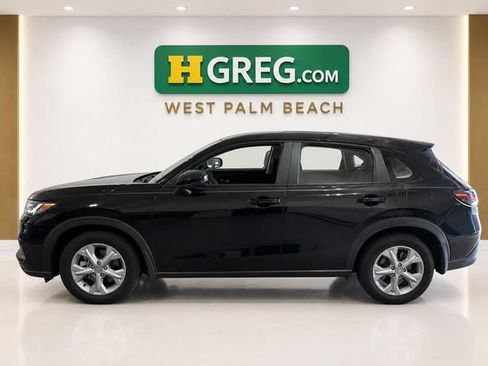 Used 2023 Honda HR-V LX image 7