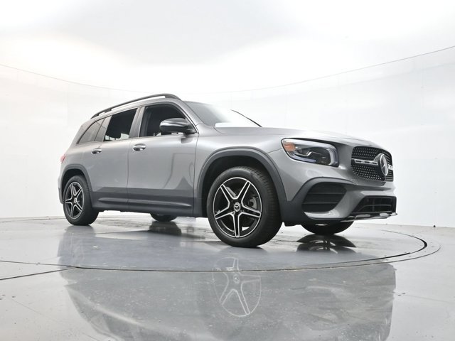 Used 2023 Mercedes-Benz GLB 250 image 43