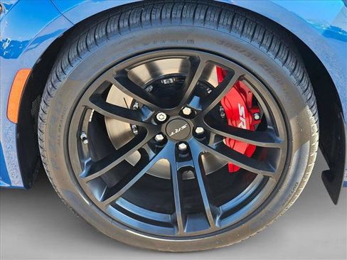 Used 2022 Dodge Charger SRT Hellcat w/ Harman/Kardon Audio Group RWD image 24