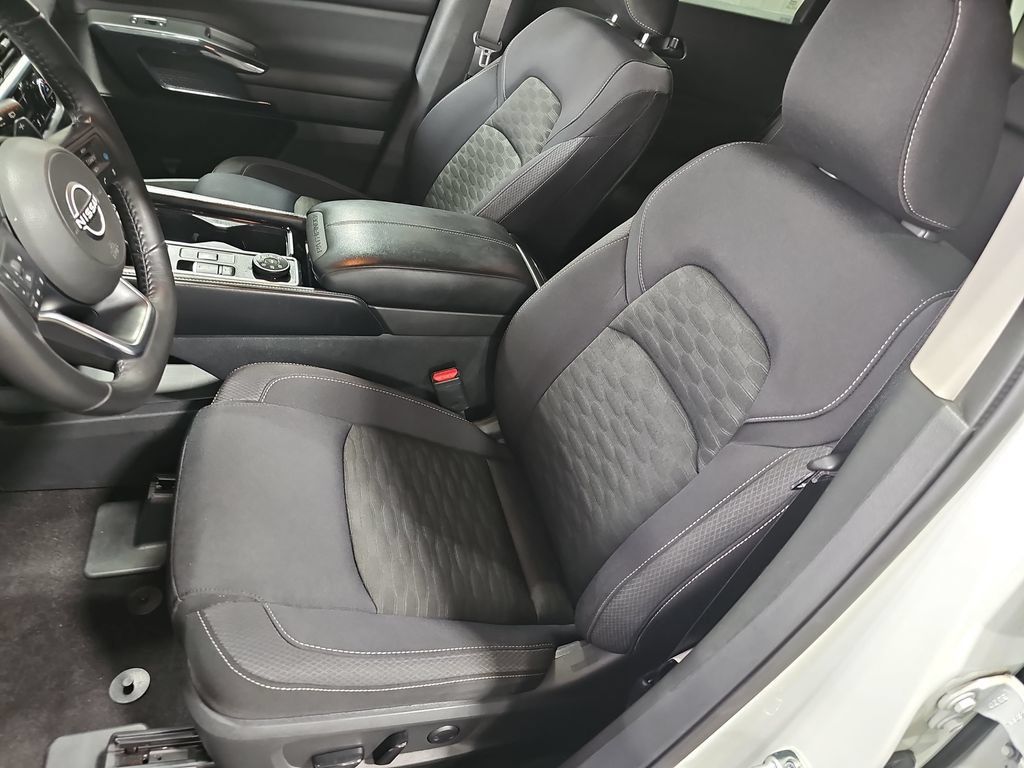 Certified 2024 Nissan Pathfinder SV AWD/4WD image 14