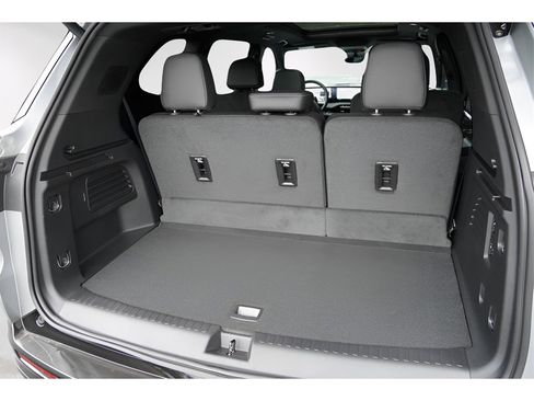 New 2026 Buick Enclave Sport Touring w/ Power Package image 32