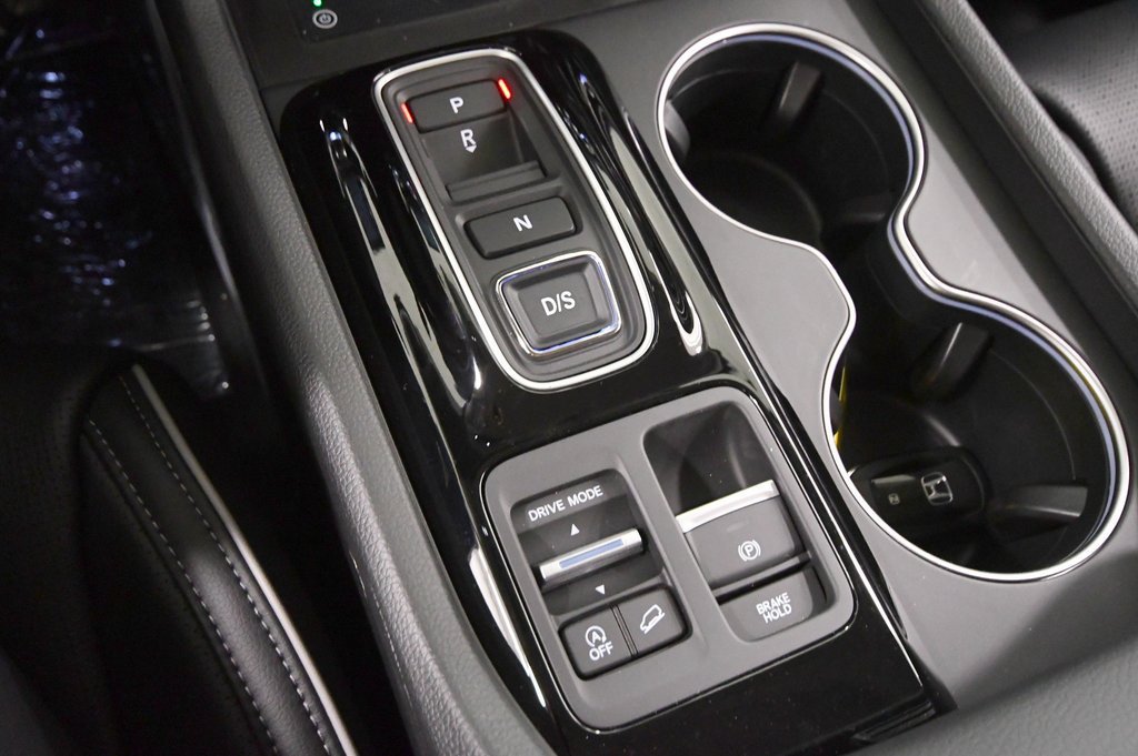 Used 2025 Honda Pilot Elite image 26