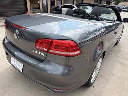 Used 2012 Volkswagen Eos Komfort FWD image 17