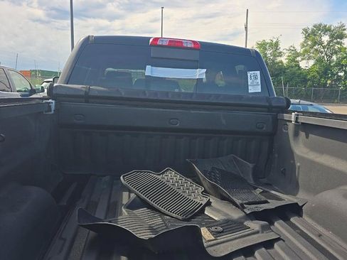 Used 2017 Chevrolet Silverado 2500 LTZ w/ Vortec Plus Package AWD/4WD image 8