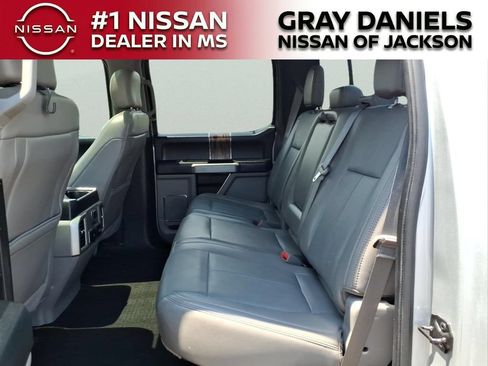 Used 2018 Ford F150 Lariat w/ Equipment Group 502A Luxury AWD/4WD image 26