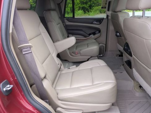 Used 2019 Chevrolet Tahoe Premier AWD/4WD image 35