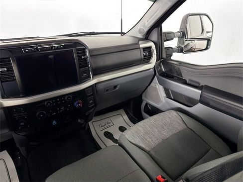 Used 2023 Ford F250 XLT w/ XLT Premium Package image 22