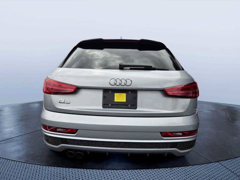 Used 2018 Audi Q3 2.0T Premium Plus w/ S Line Competition Package FWD image 5