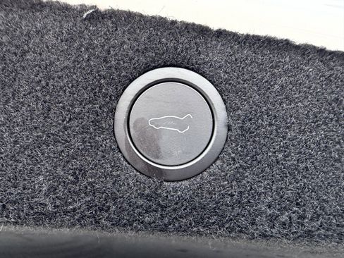 Used 2025 Tesla Model 3 Long Range image 39