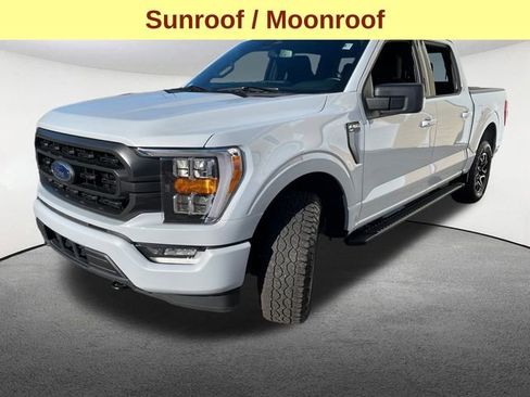 Certified 2022 Ford F150 XLT w/ Equipment Group 302A High image 6