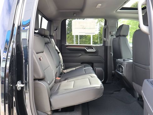 New 2026 GMC Sierra 2500 Denali w/ Denali Reserve Package AWD/4WD image 43