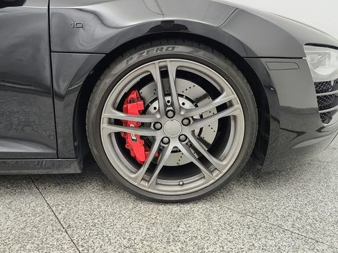Used 2011 Audi R8 V10 w/ Enhanced Leather Pkg AWD/4WD image 50