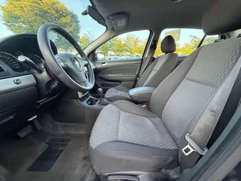 Used 2009 Chevrolet Cobalt LT w/ Preferred Equipment Group FWD image 9