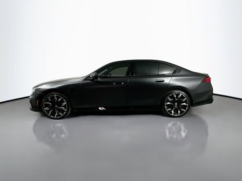 New 2026 BMW 550e xDrive w/ Executive Package image 8