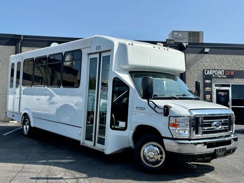 Used 2018 Ford E-450 and Econoline 450 Super Duty w/ Shuttle Bus Prep Package image 2