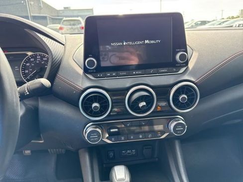 Certified 2024 Nissan Sentra SR image 18
