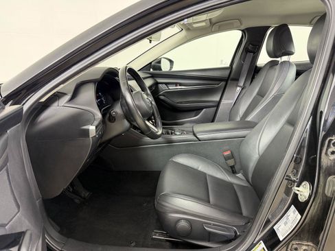 Used 2024 MAZDA MAZDA3 s FWD image 2