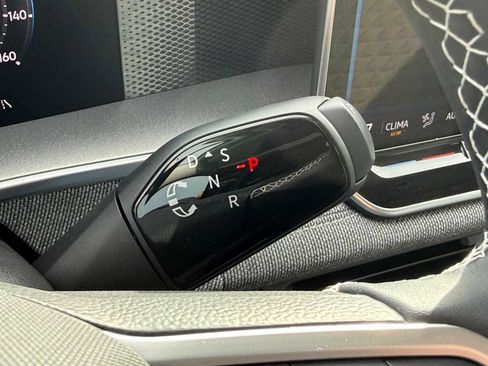 New 2026 Volkswagen Tiguan S AWD/4WD image 15