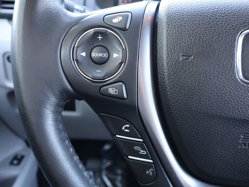 Used 2018 Honda Pilot EX-L image 32