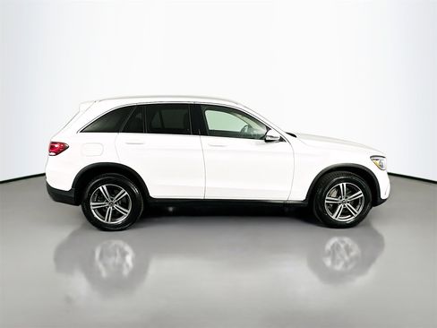 Used 2020 Mercedes-Benz GLC 300 4MATIC image 8