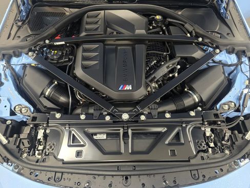 Used 2023 BMW M2 w/ Lighting Package image 9