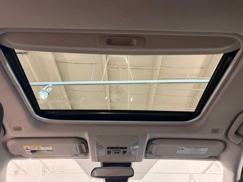 Used 2025 Toyota RAV4 XLE image 30