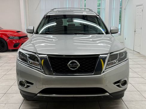 Used 2015 Nissan Pathfinder SV w/ Trailer Tow Package AWD/4WD image 2