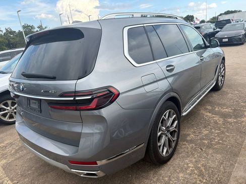 Used 2025 BMW X7 xDrive40i AWD/4WD image 4
