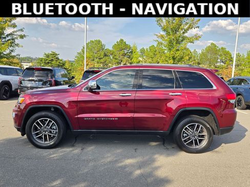 Used 2022 Jeep Grand Cherokee Limited image 4