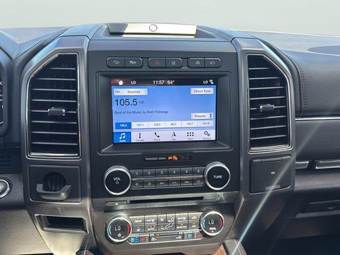 Used 2018 Ford Expedition Platinum AWD/4WD image 18