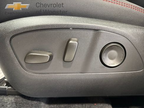 New 2026 Chevrolet Traverse RS w/ LPO, Floor Liner Package image 12