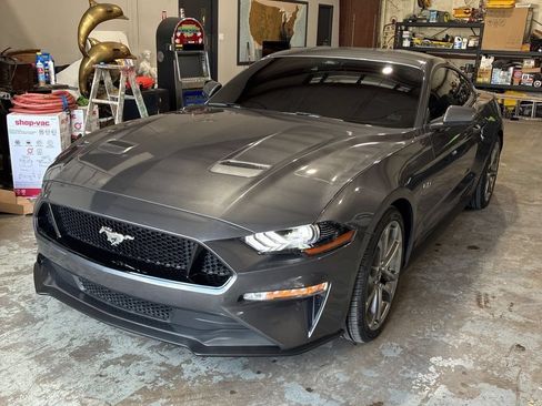 Used 2022 Ford Mustang GT Premium w/ Equipment Group 401A RWD image 3