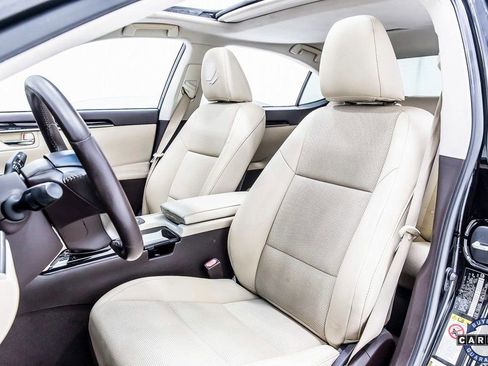 Used 2016 Lexus ES 350 w/ Accessory Package image 28