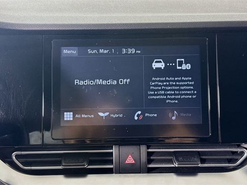 Used 2020 Kia Niro LXS image 14