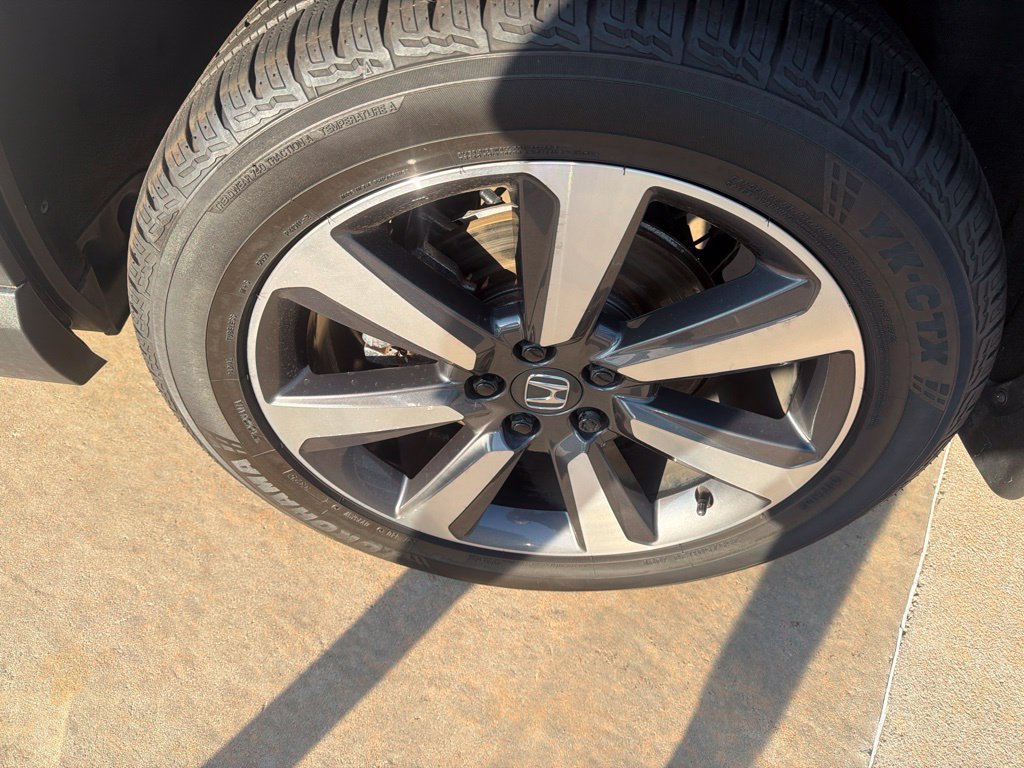 Used 2023 Honda Pilot Elite image 15