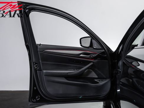 Used 2022 BMW M5 w/ Executive Package AWD/4WD image 21