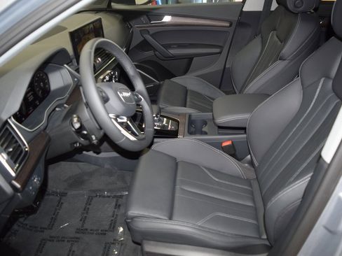 New 2025 Audi Q5 e Premium Plus image 4