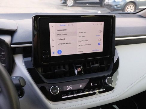 Certified 2023 Toyota Corolla SE w/ SE Premium Package image 15