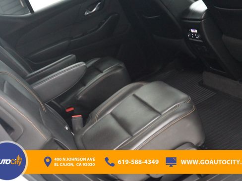 Used 2020 Chevrolet Traverse Premier w/ Redline Edition FWD image 13