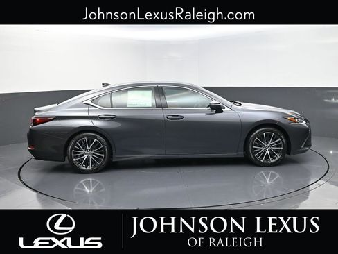 New 2025 Lexus ES 350 w/ Premium Package image 6
