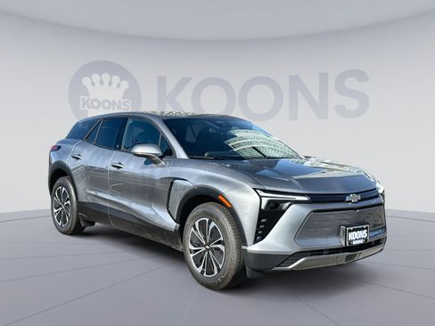 New 2025 Chevrolet Blazer EV LT image 10