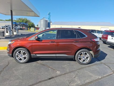 Used 2016 Ford Edge Titanium w/ Technology Package AWD/4WD image 19