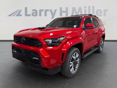 Certified 2025 Toyota 4Runner TRD Sport Premium w/ Tow Technology Package AWD/4WD image 1