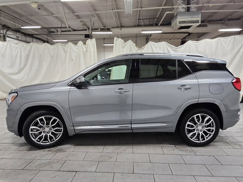 Used 2024 GMC Terrain Denali w/ Denali Premium Package image 15