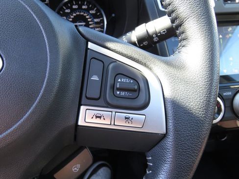 Used 2018 Subaru Forester 2.5i Touring image 23