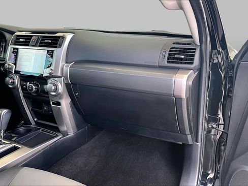 Used 2023 Toyota 4Runner SR5 Premium w/ Moonroof Package RWD image 17