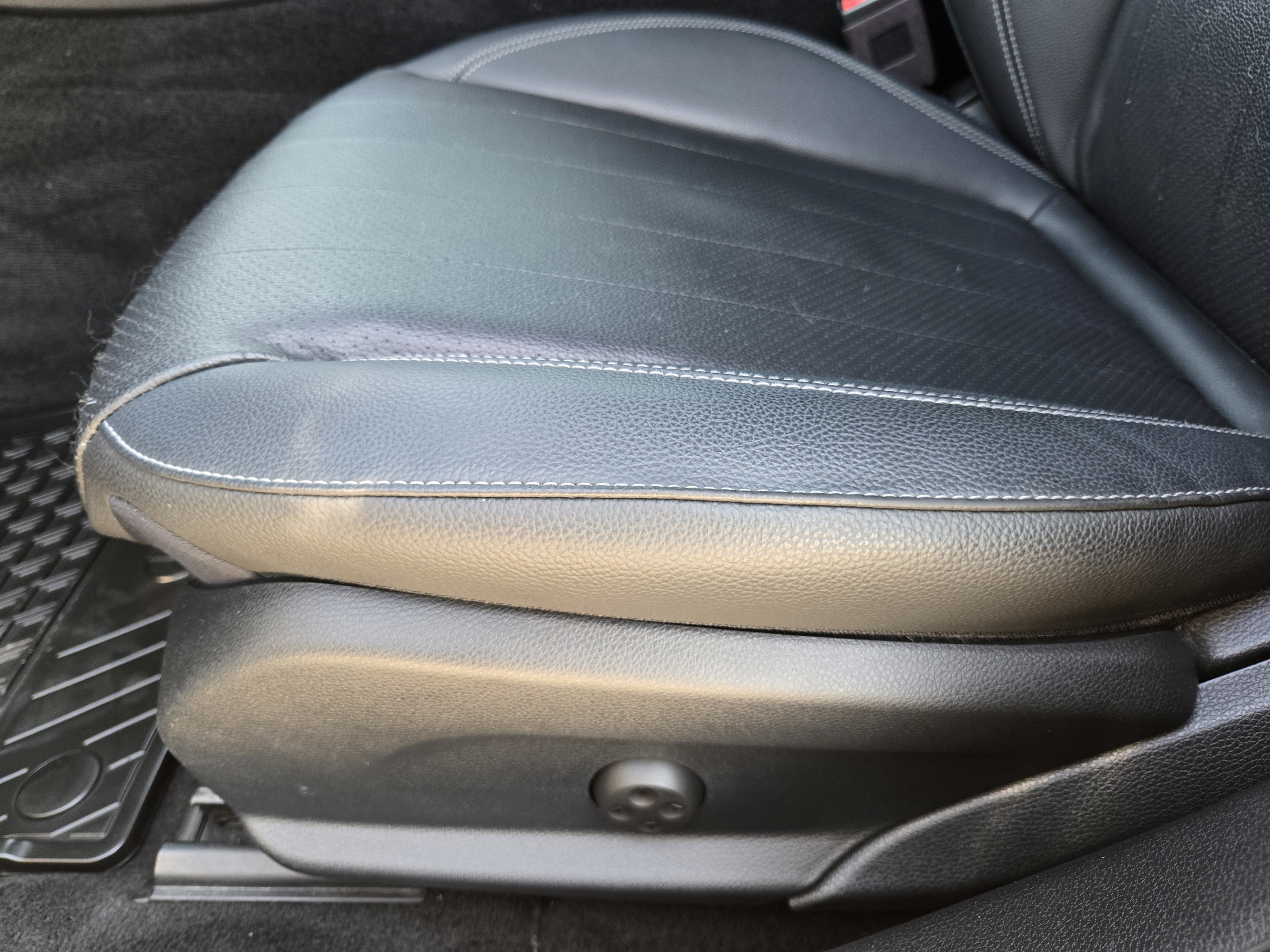 Used 2020 Mercedes-Benz E 350 Sedan image 21